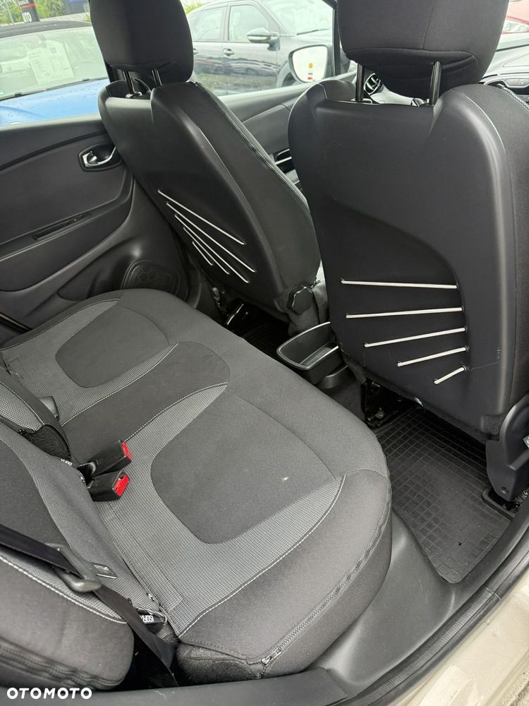 Renault Captur - 17