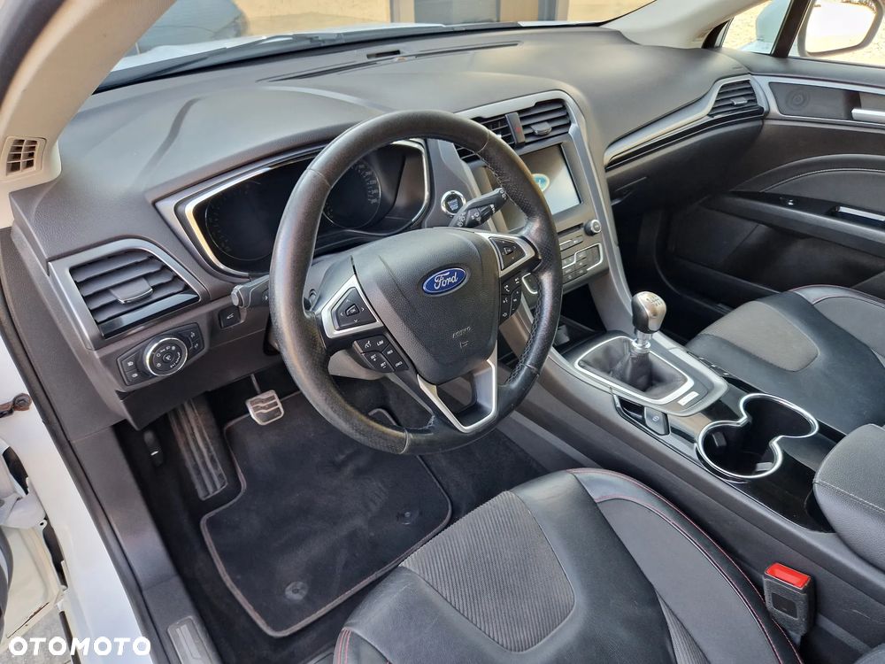 Ford Mondeo 2.0 TDCi STart-Stopp ST-Line - 10