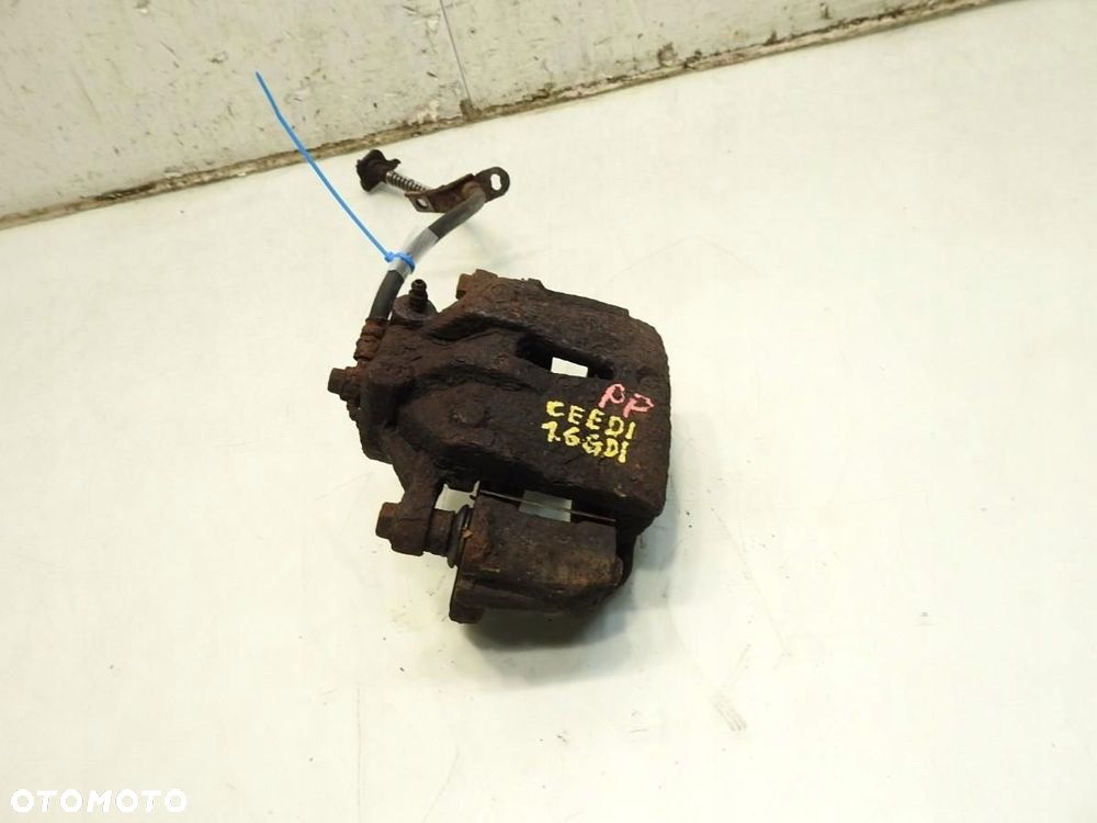 ZACISK HAMULCOWY PRAWY PRZÓD KIA CEED I 1.6 GDI - 7