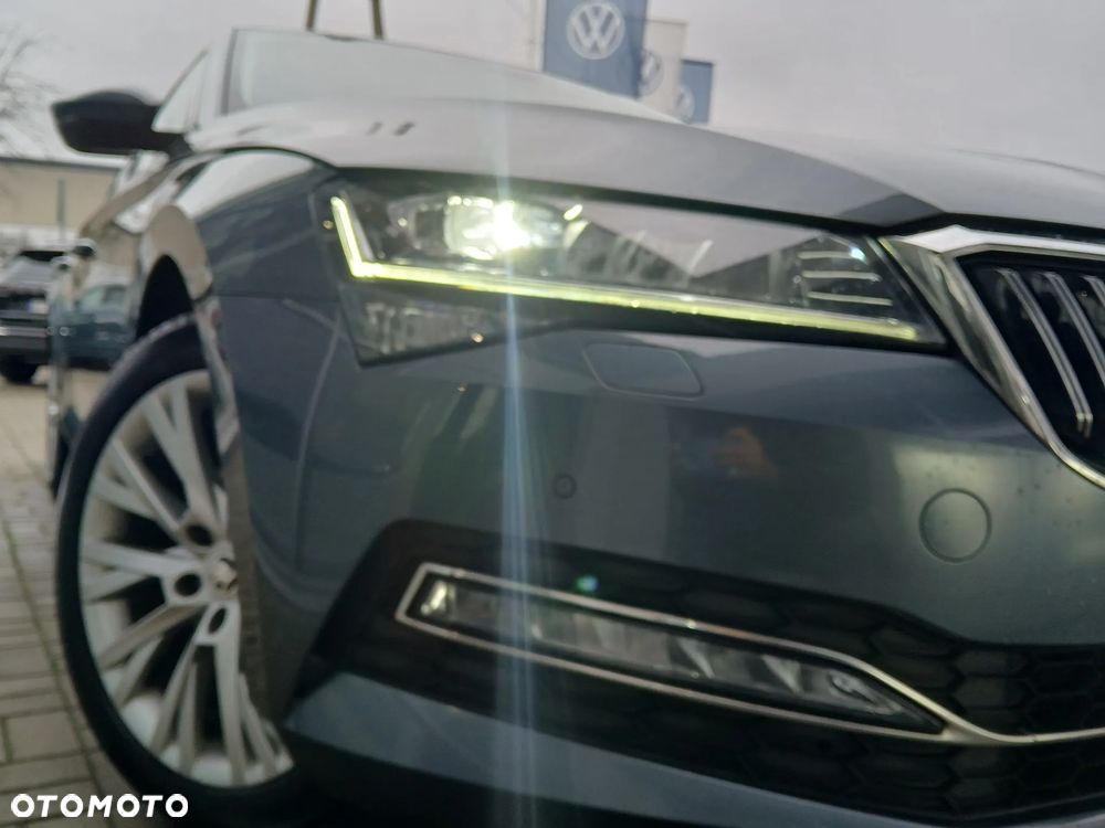 Skoda Superb 2.0 TDI SCR Style DSG - 31