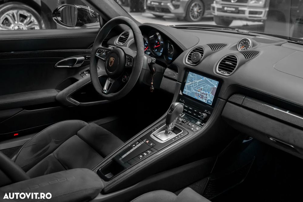 Porsche Cayman GTS 4.0 PDK - 37