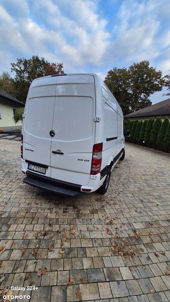 Mercedes-Benz Sprinter - 10