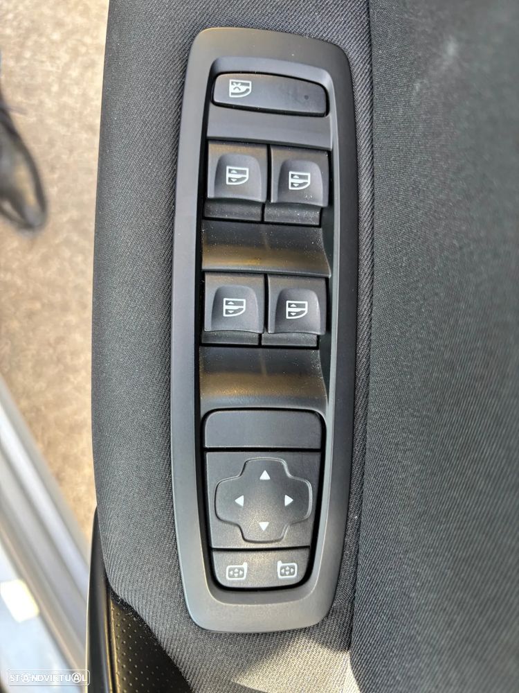 Renault Mégane Sport Tourer 1.5 dCi Confort SS - 13