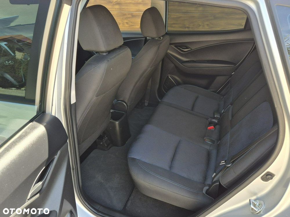 Hyundai ix20 - 16