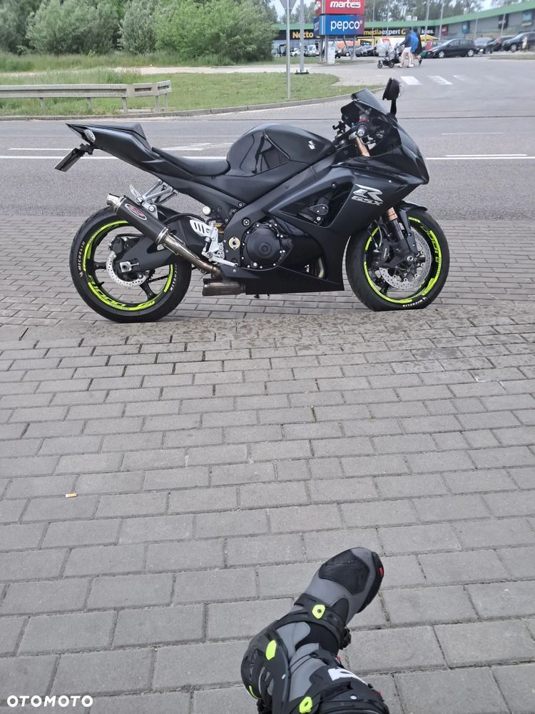 Suzuki GSX-R - 8
