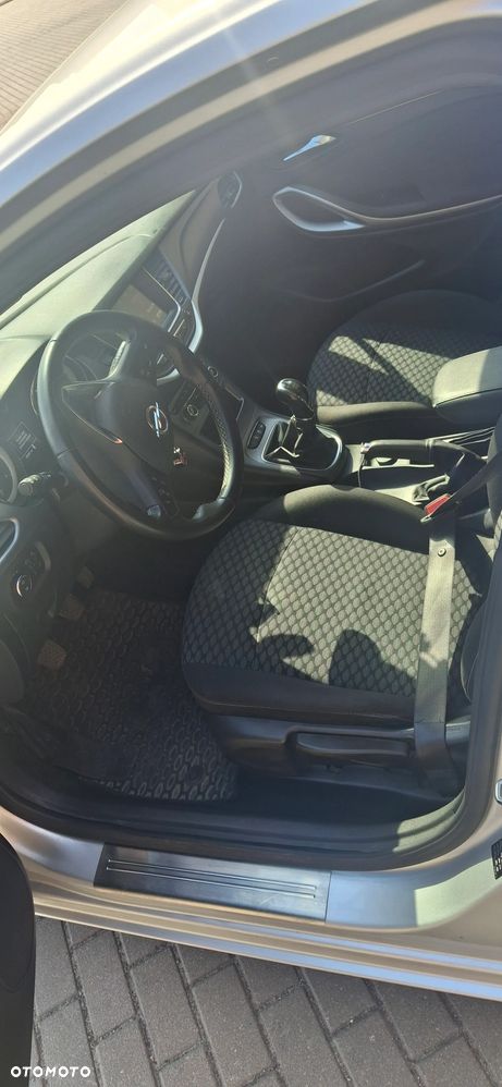 Opel Astra 1.6 CDTI Dynamic - 7