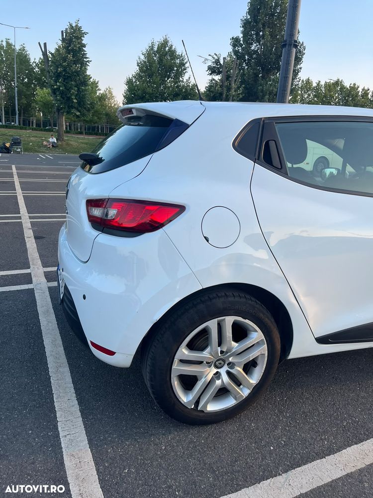 Renault Clio - 14