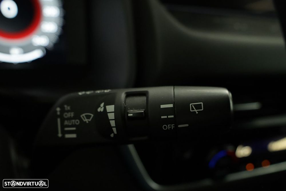 Nissan Qashqai 1.3 DIG-T N-Connecta LED Xtronic - 17