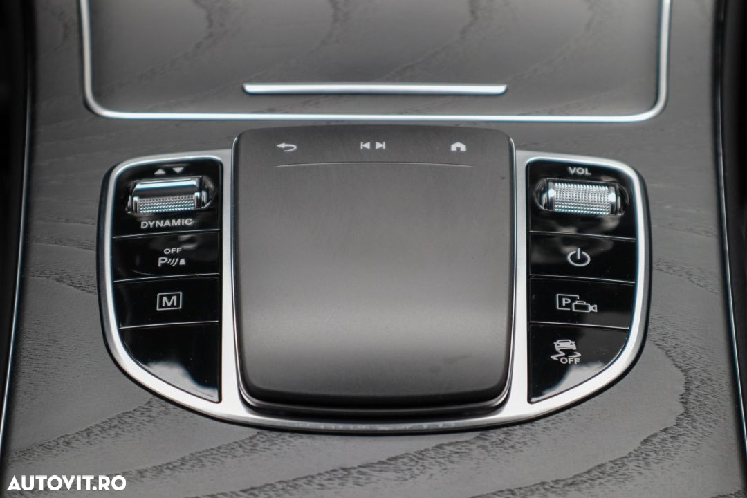 Mercedes-Benz GLC 300 de 4Matic 9G-TRONIC - 30