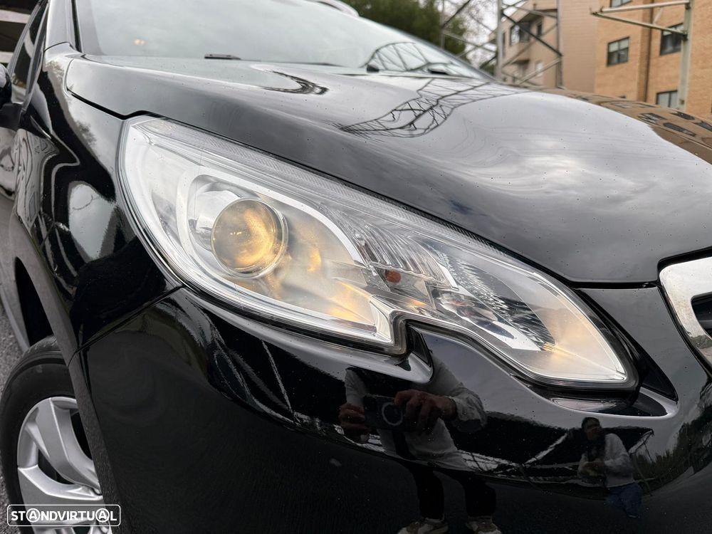 Peugeot 2008 1.4 HDi Allure - 20