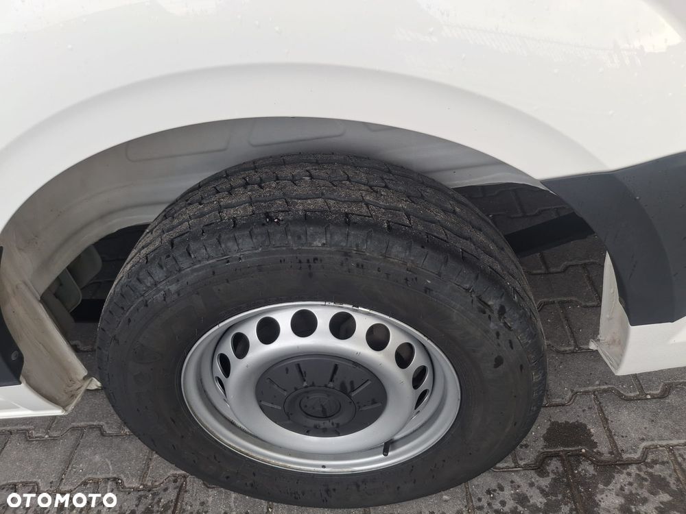 Volkswagen Crafter - 21