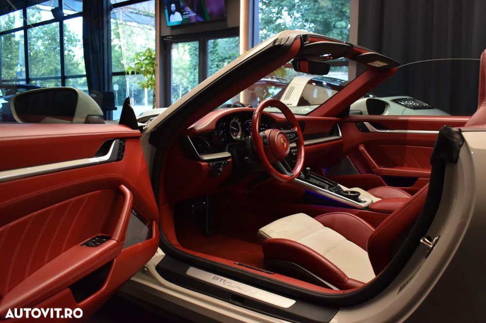 Porsche 911-TURBO-S PDK - 10