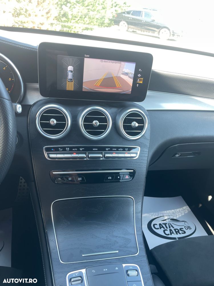 Mercedes-Benz GLC Coupe 300 d 4Matic 9G-TRONIC AMG Line - 30