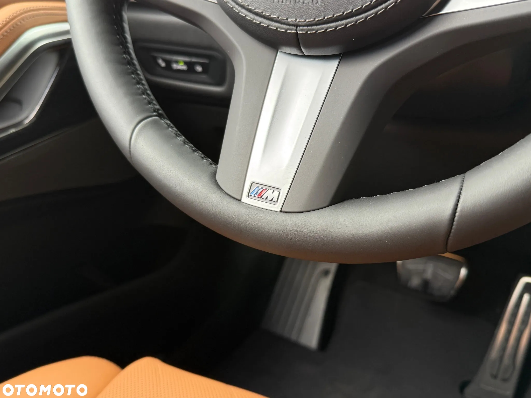 BMW X6 xDrive40i - 26