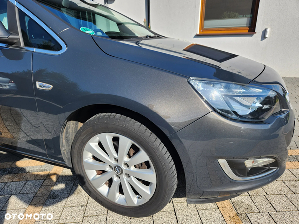 Opel Astra 1.6 CDTI DPF ecoFLEX Start/Stop Exklusiv