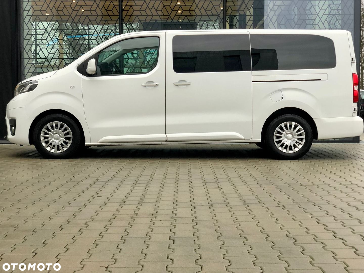 Toyota Proace Verso 2.0 D4-D Long Business - 3