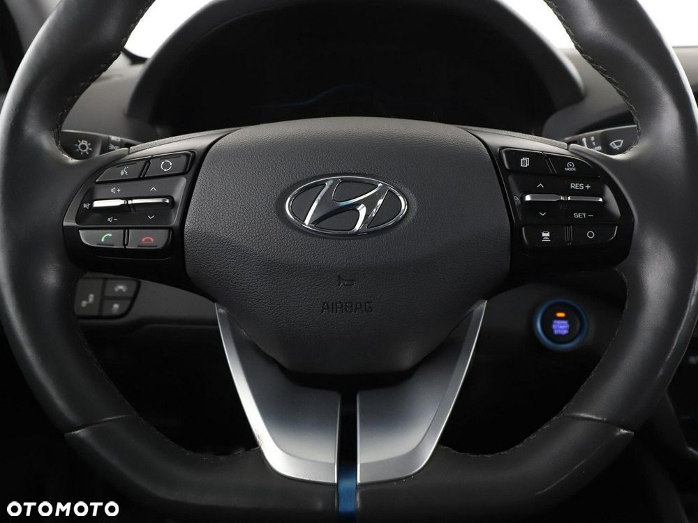 Hyundai IONIQ - 21