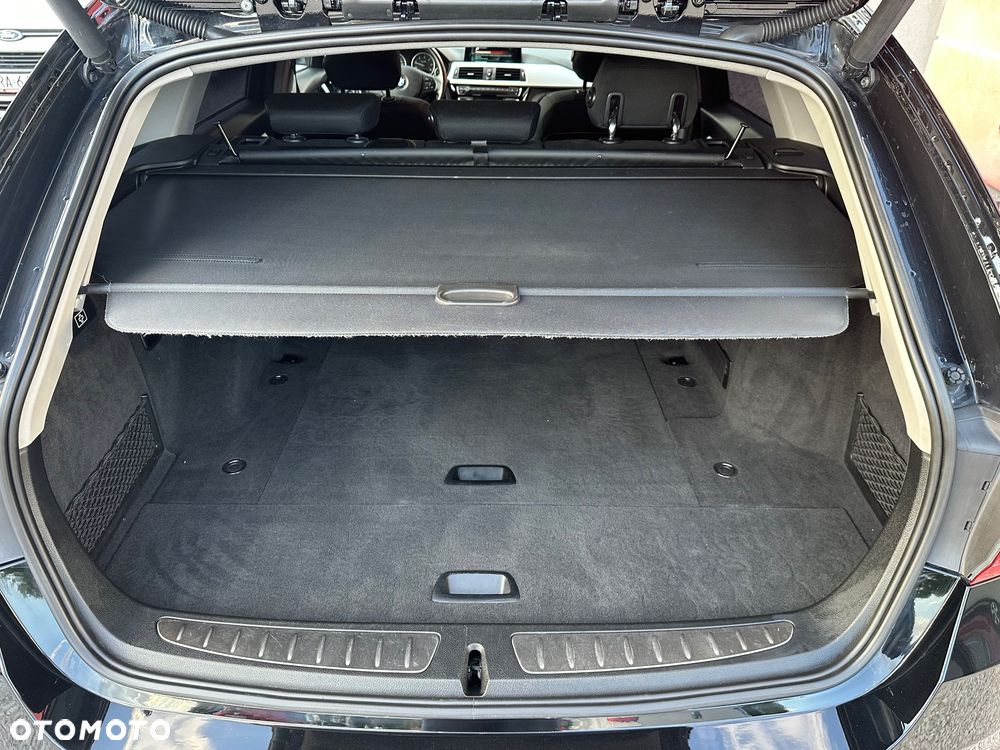 BMW Seria 3 320d Luxury Line - 9
