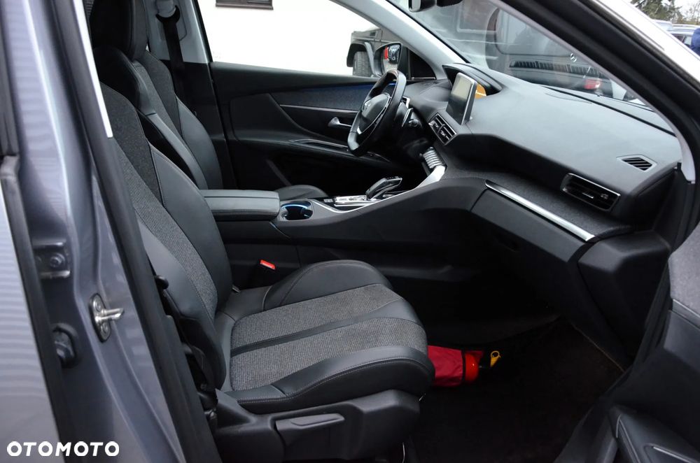 Peugeot 5008 BlueHDi 130 EAT8 Allure - 16