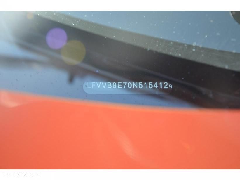 Volkswagen ID.6 - 13