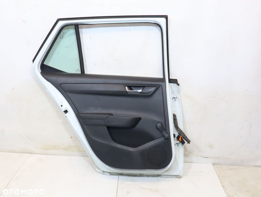 DRZWI LEWY TYŁ SKODA FABIA III HB LF9E - 2