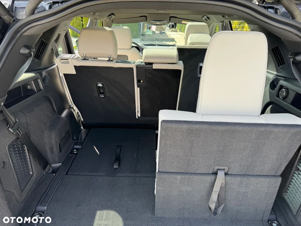 Land Rover Discovery Sport - 16