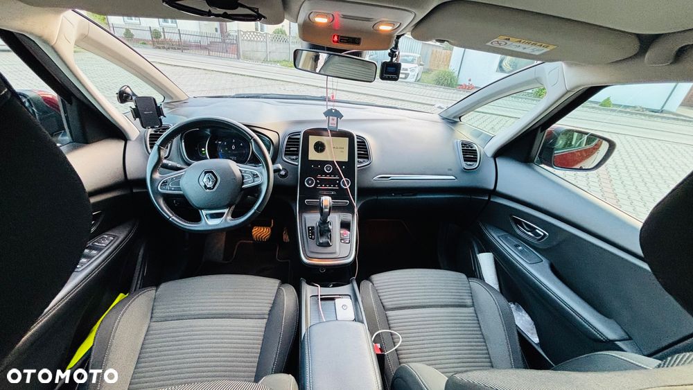 Renault Grand Scenic - 20