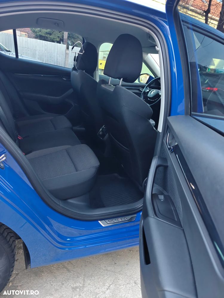 Skoda Octavia 2.0 TDI DSG Style - 15