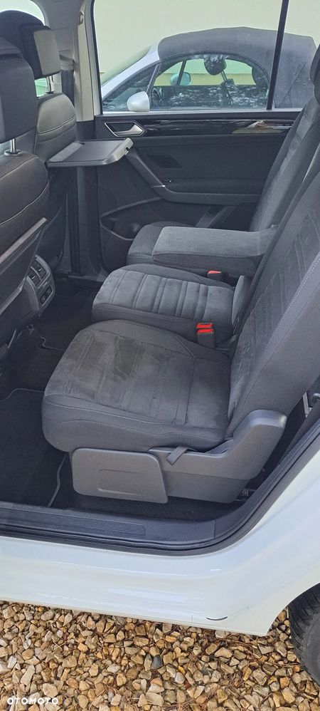 Volkswagen Touran 2.0 TDI BMT Highline DSG - 9