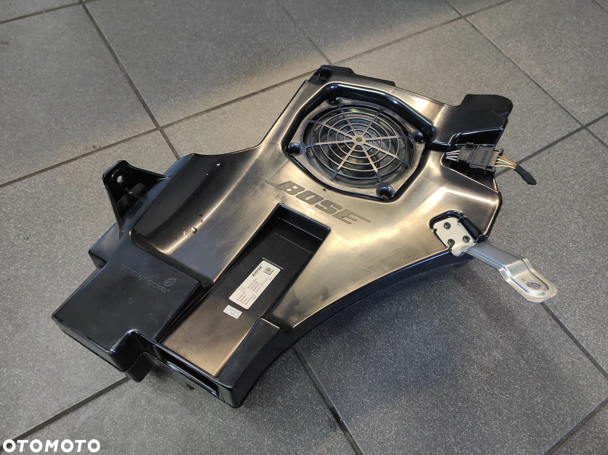SUBWOOFER GŁOŚNIK TUBA AUDI A3 8P 8P4035382C WYSYŁKA !!!!!! - 1