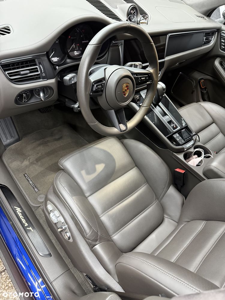 Porsche Macan T - 10