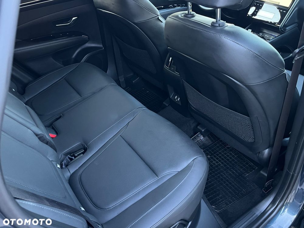Hyundai Tucson - 24
