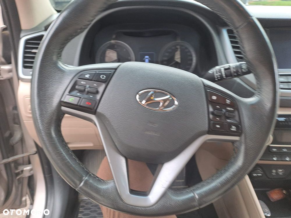 Hyundai Tucson - 12