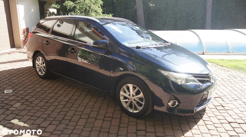 Toyota Auris 1.6 Valvematic Comfort - 4