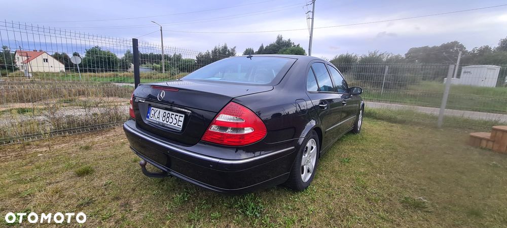 Mercedes-Benz Klasa E 280 CDI 4-Matic Avantgarde - 4