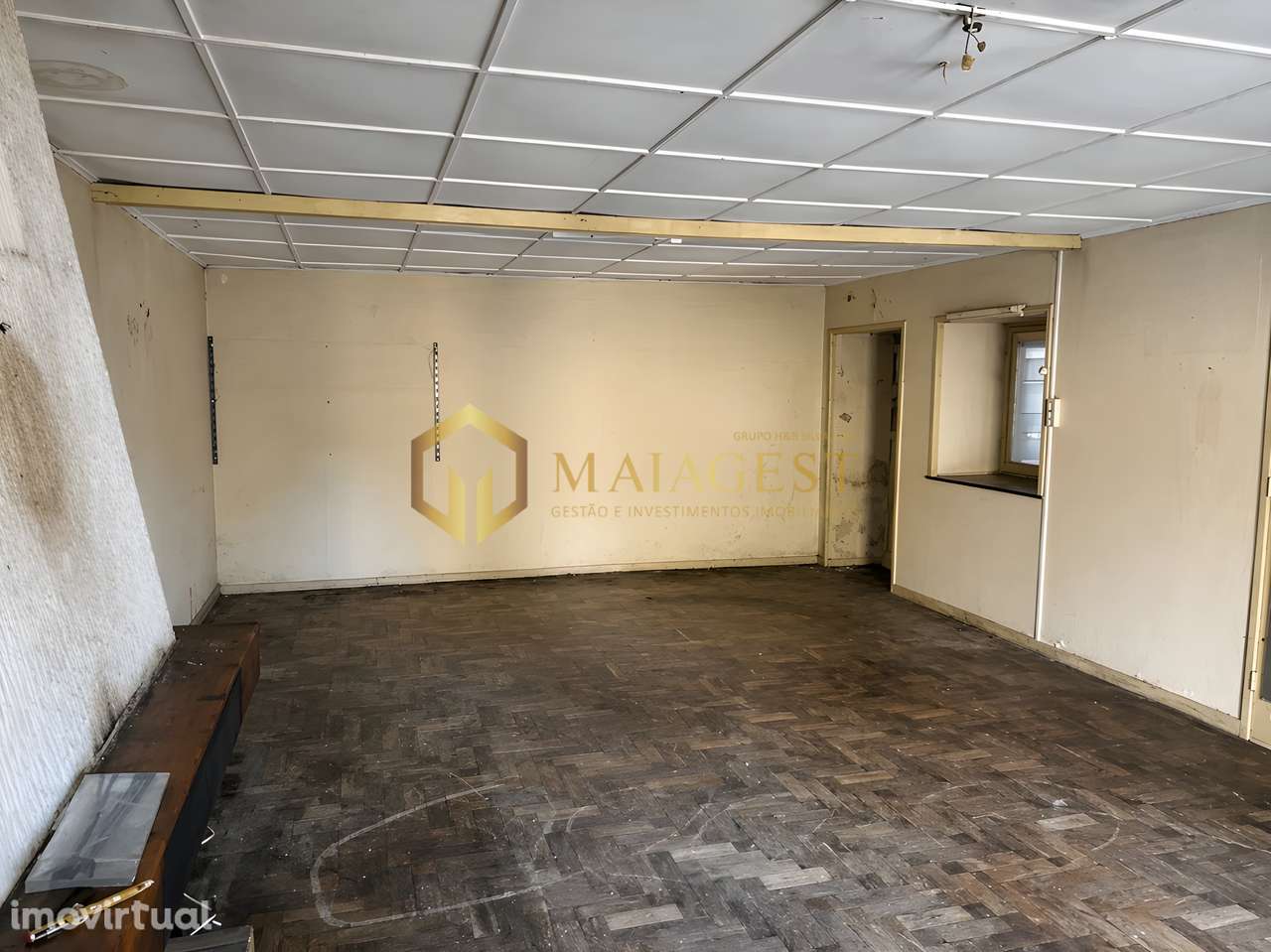 Moradia T3 para Reabilitar em Perosinho com Jardim e Garagem - Grande imagem: 5/24