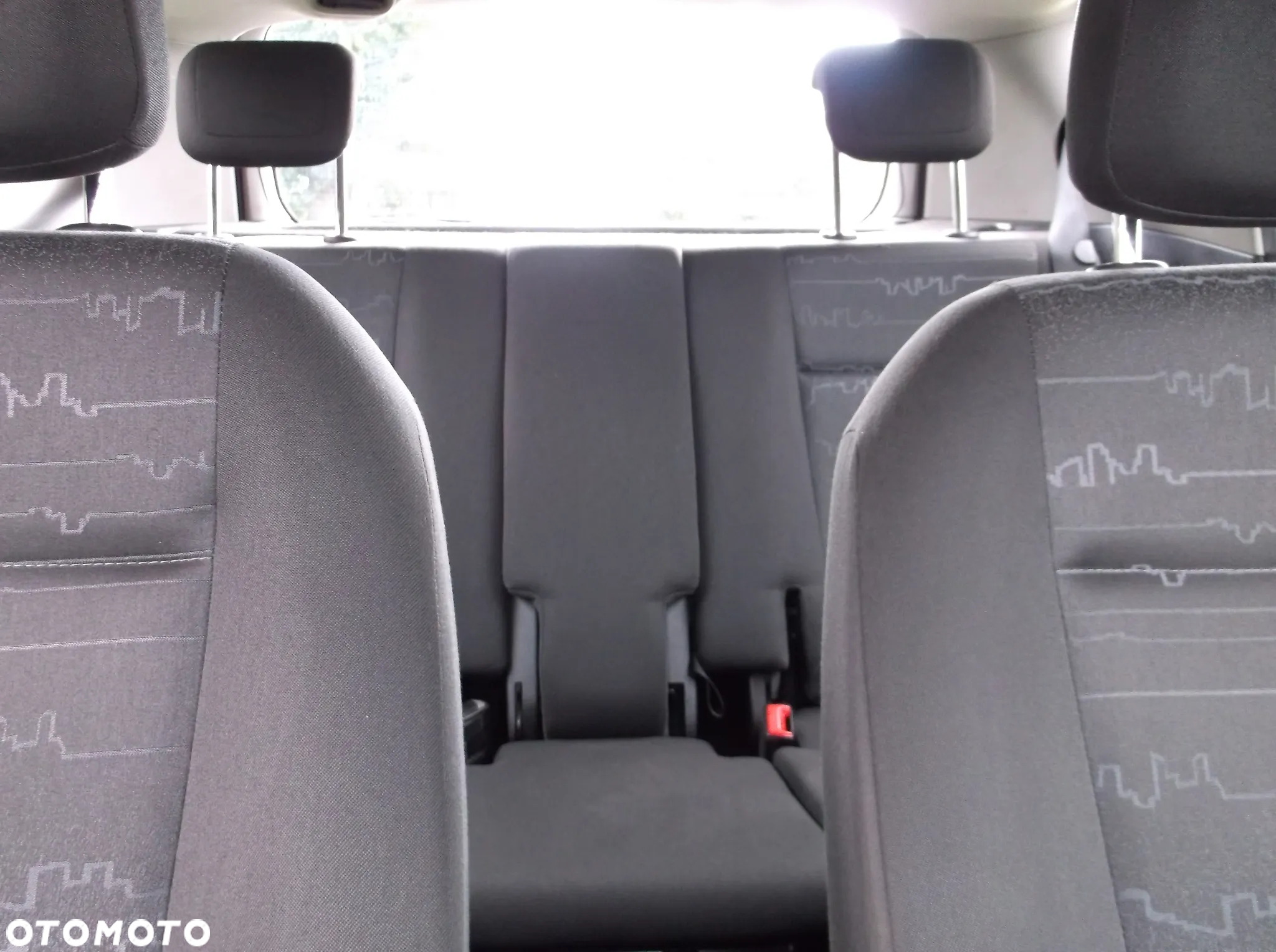 Opel Meriva 1.4 T Essentia S&S - 11