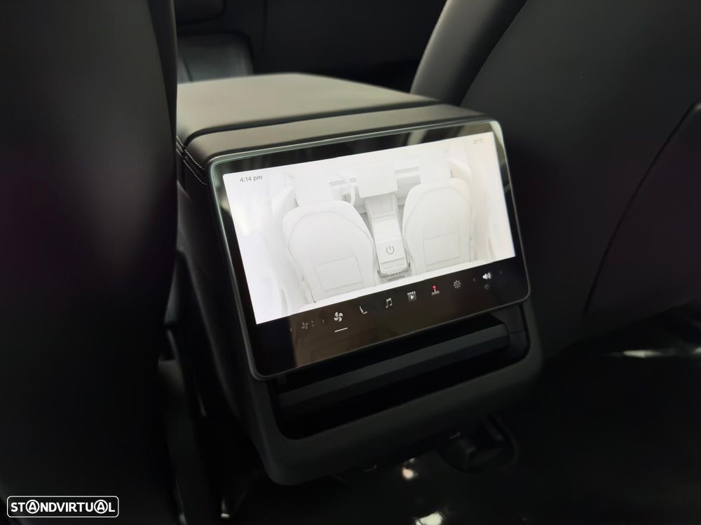 Tesla Model 3 Standard RWD - 35
