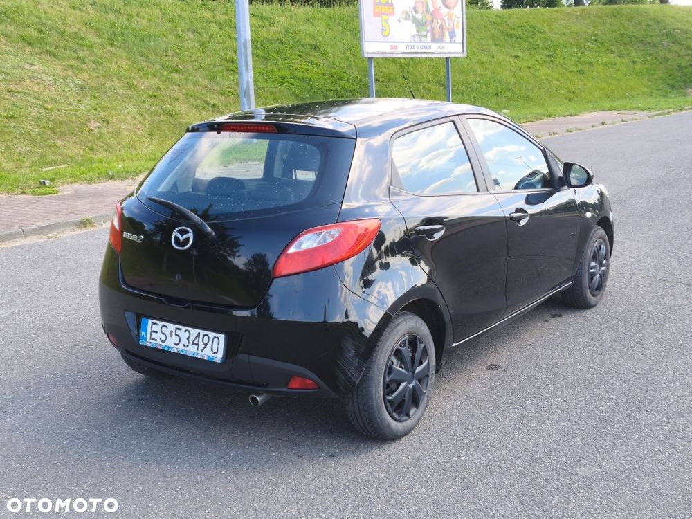 Mazda 2 - 5