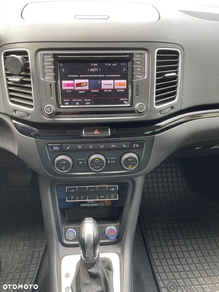 Seat Alhambra 2017 photo 3