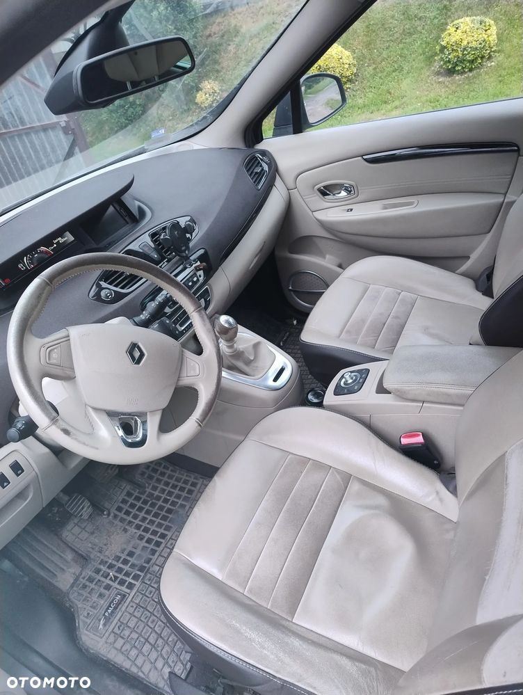 Renault Scenic 1.6dCi Energy Bose Edition - 13