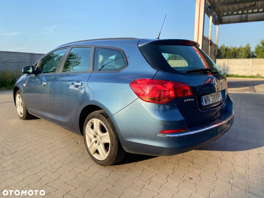 Opel Astra 1.6 CDTI Cosmo - 8