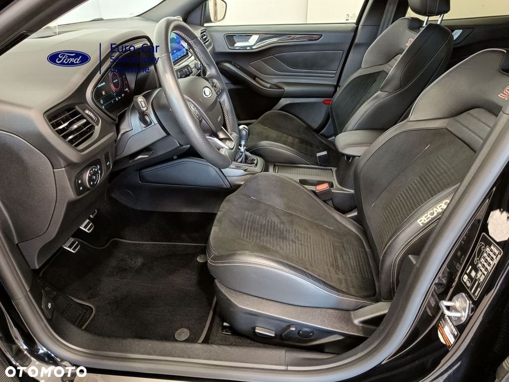 Ford Focus 2.0 EcoBlue S&S ST mit Styling-Paket - 11