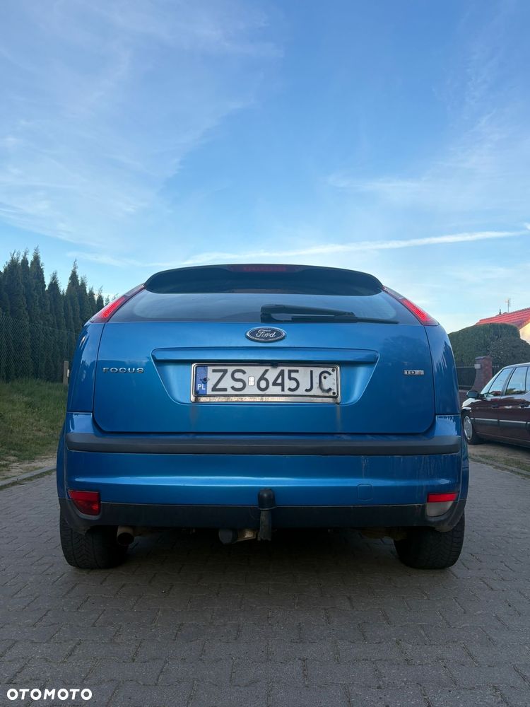 Ford Focus 2.0 TDCi DPF Style - 8