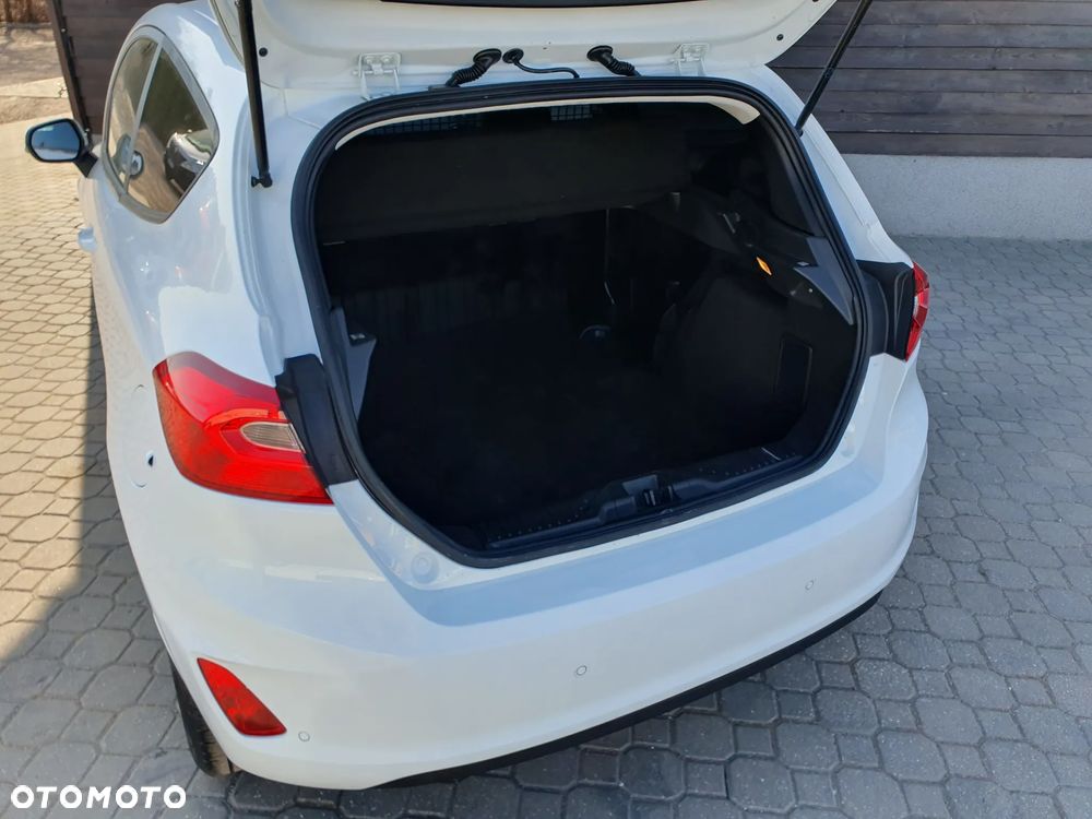 Ford Fiesta - 9
