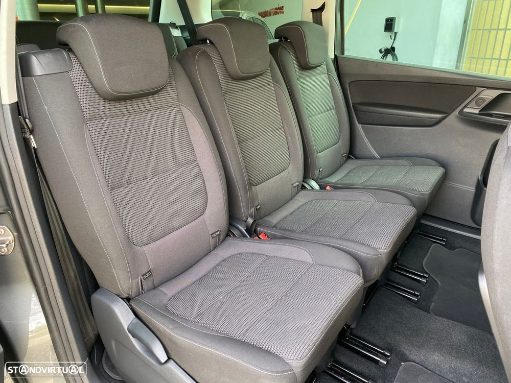 VW Sharan 2.0 TDI Confortline DSG - 9