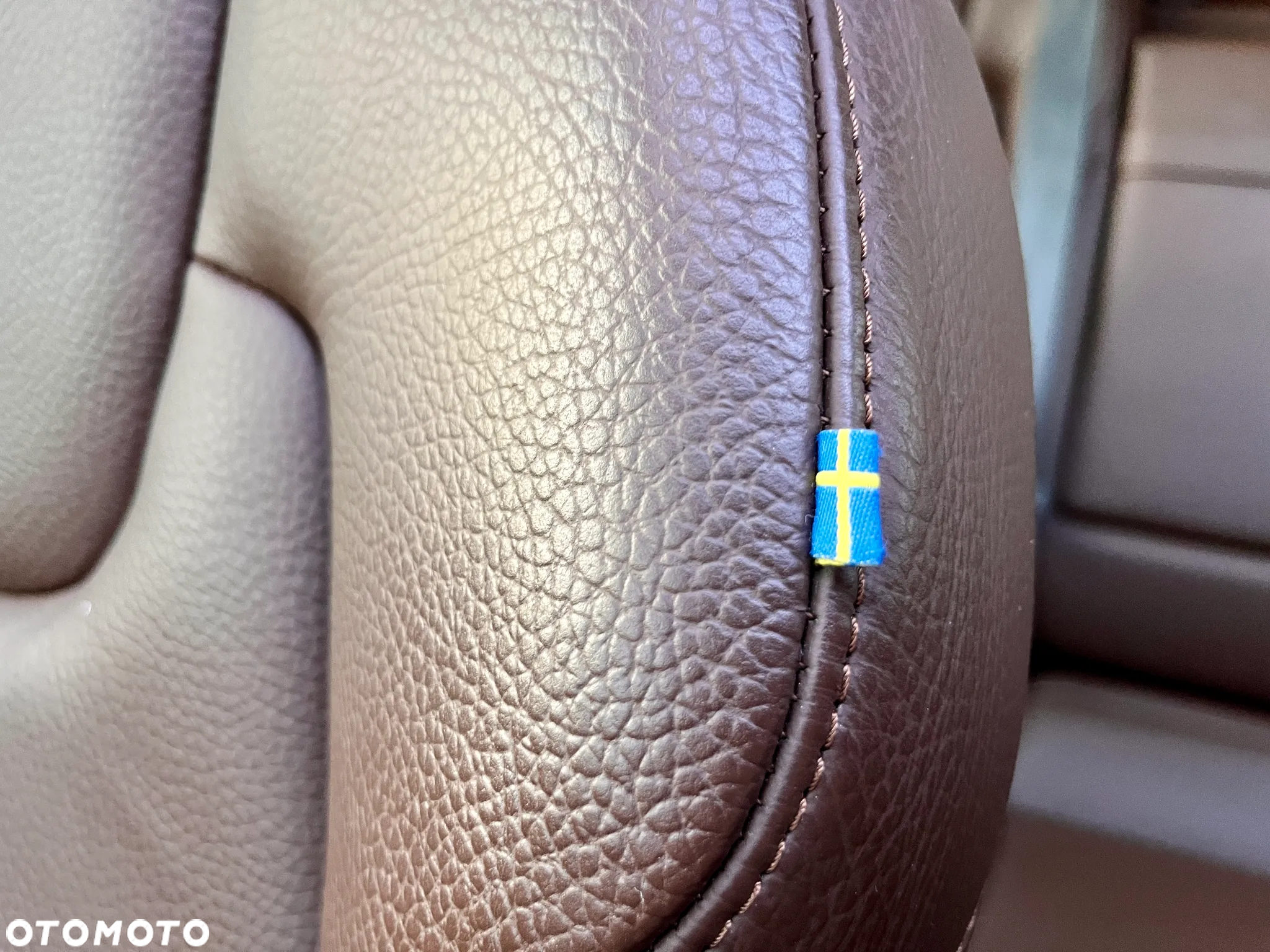 Volvo XC 60 T8 AWD Plug-In Hybrid Momentum - 31