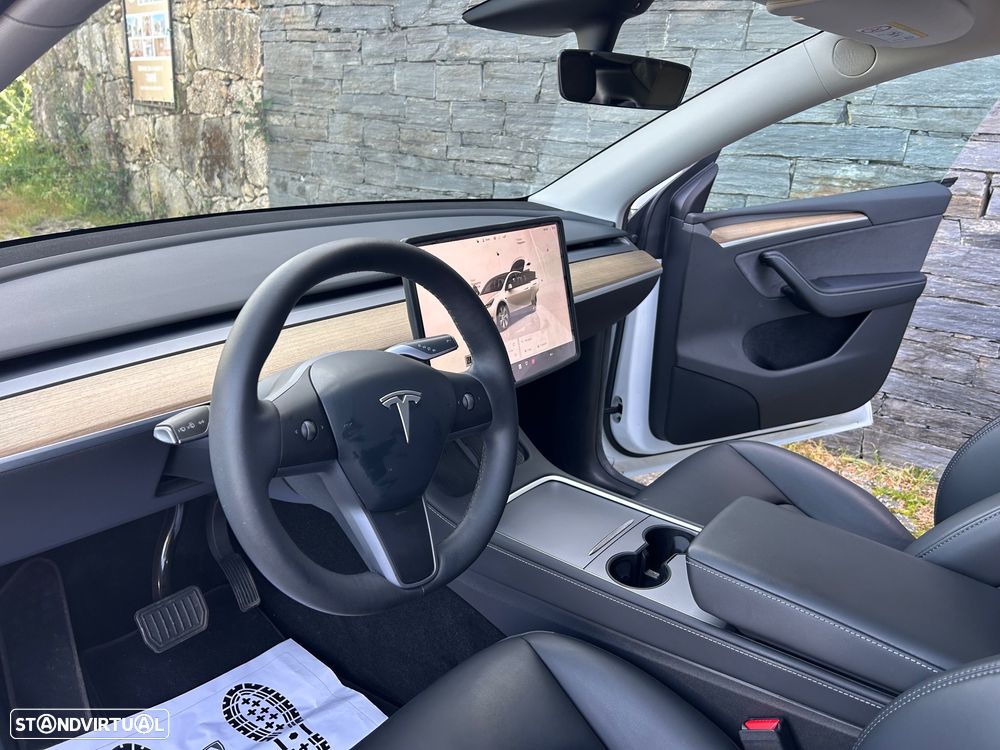 Tesla Model Y Tração Traseira - 12