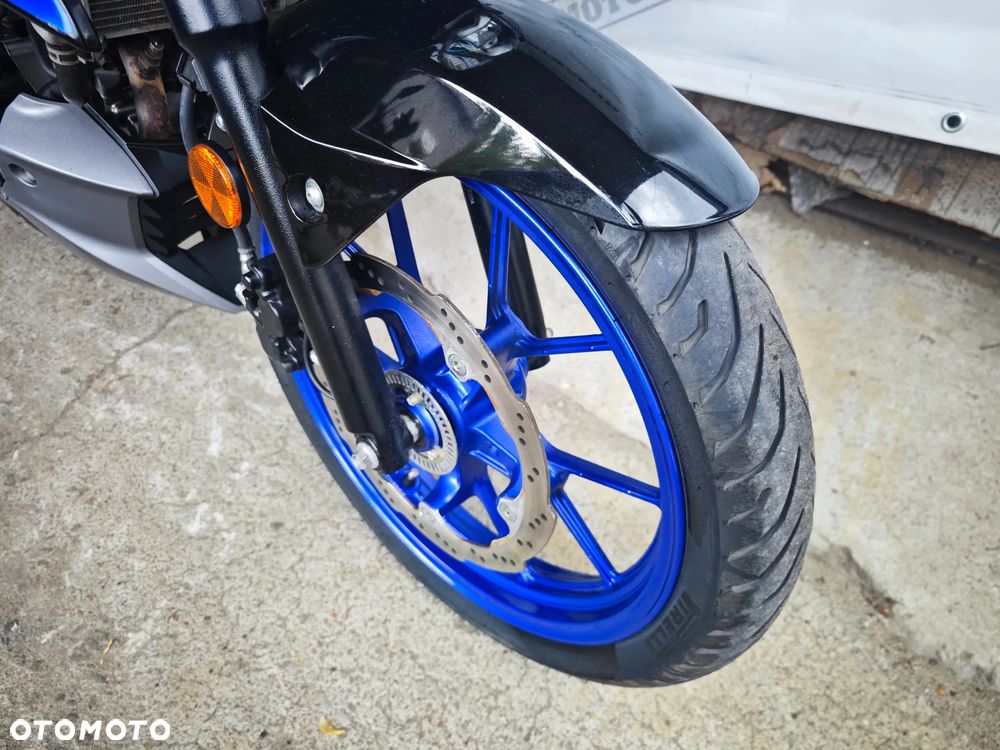 Suzuki GSX - 10