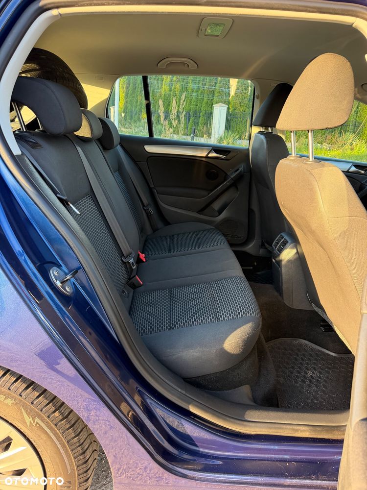 Volkswagen Golf 1.6 Comfortline - 21